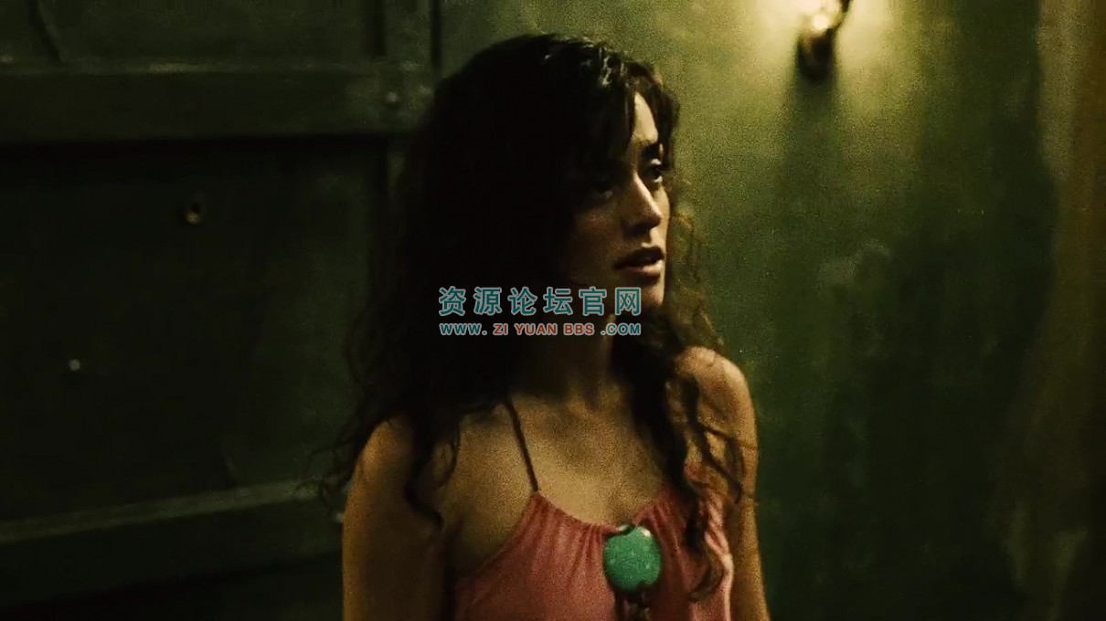 093219ygrsm12hghs213gr.jpg